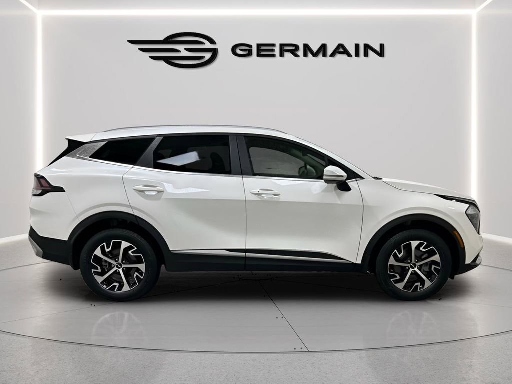 Used 2023 Kia Sportage EX image 6