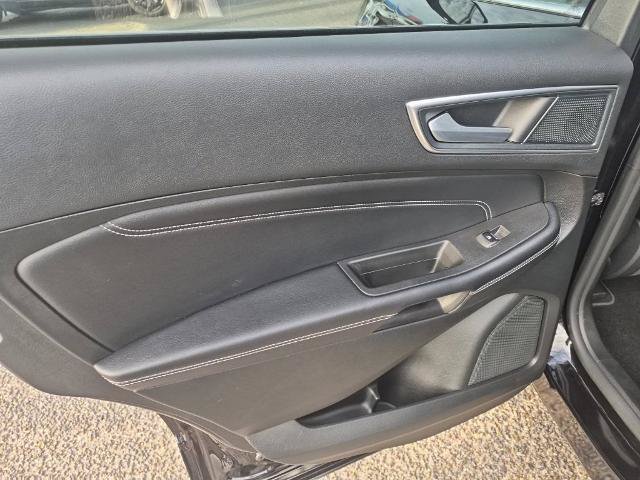 Certified 2024 Ford Edge Titanium AWD/4WD image 24