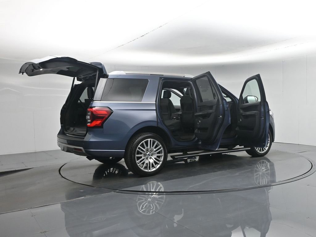Certified 2023 Ford Expedition Platinum image 35
