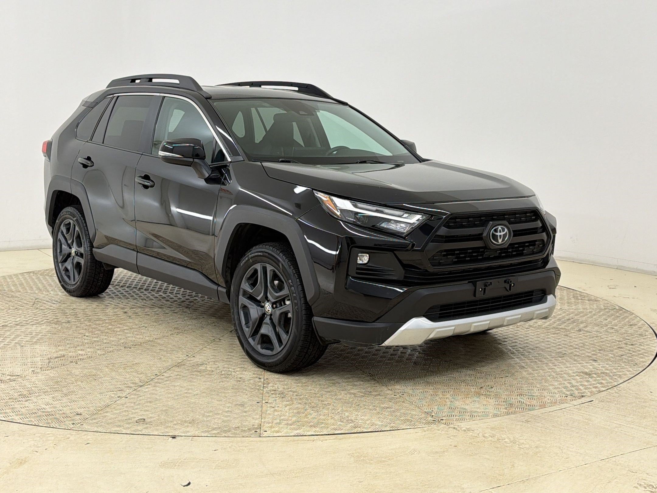 Used 2024 Toyota RAV4 Adventure AWD/4WD image 7