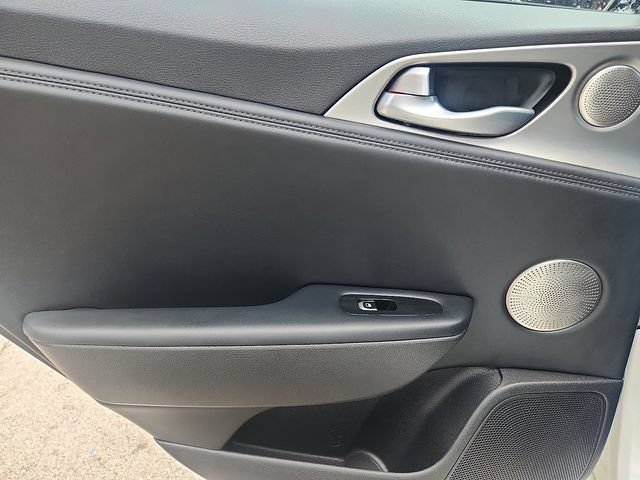 Used 2018 Kia Stinger GT2 RWD image 28