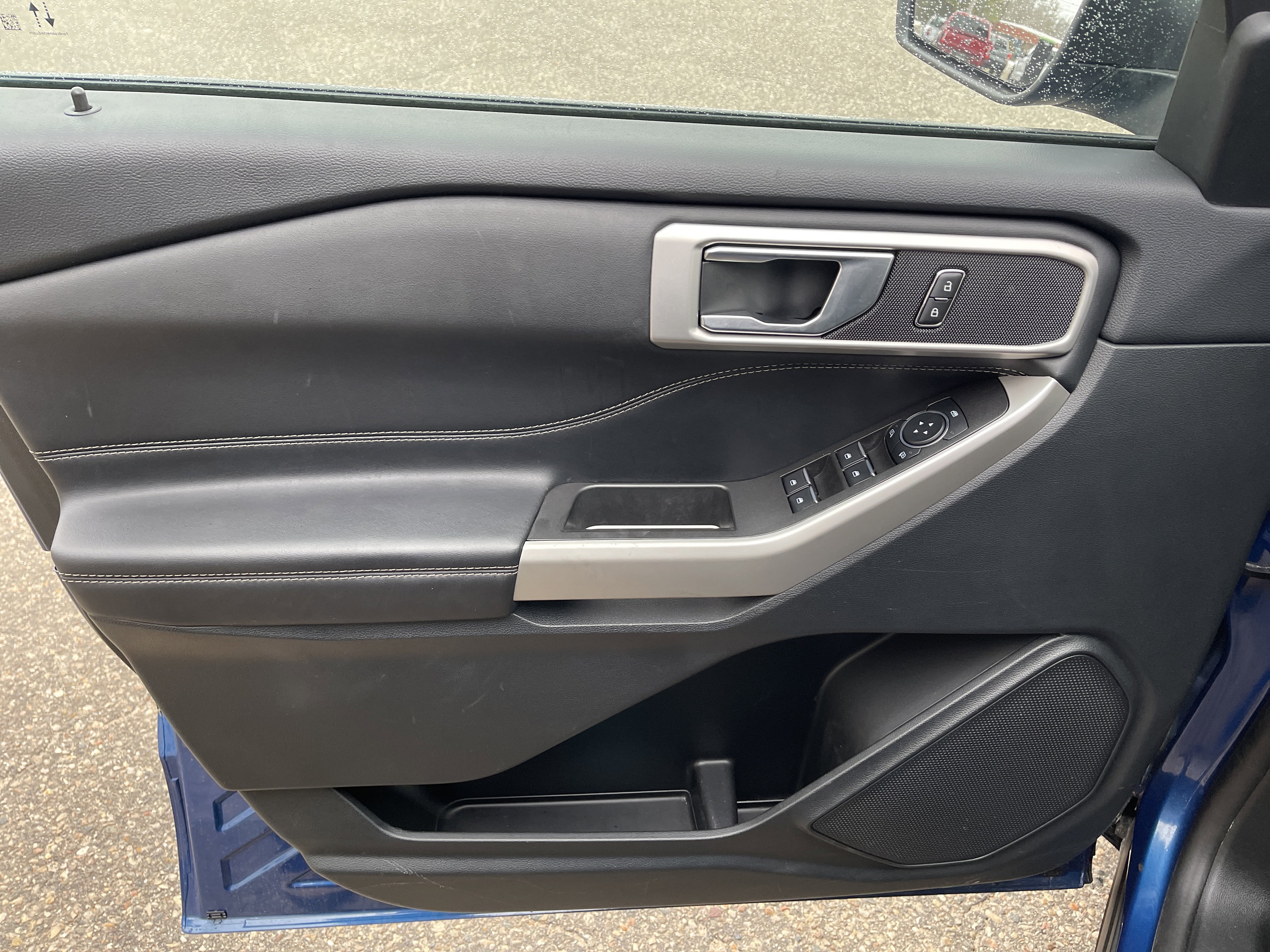 Certified 2023 Ford Explorer XLT w/ Equipment Group 202A image 13