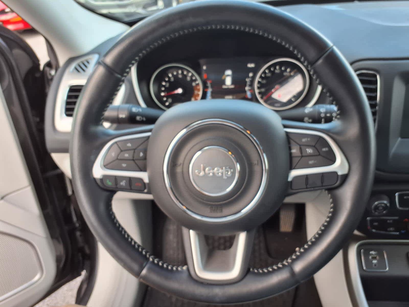 Used 2021 Jeep Compass Latitude w/ Convenience Group FWD image 9