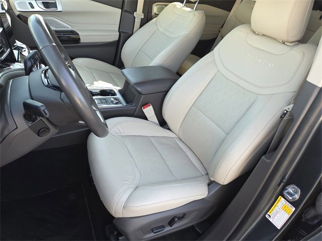 Certified 2022 Ford Explorer Platinum w/ Equipment Group 601A image 37