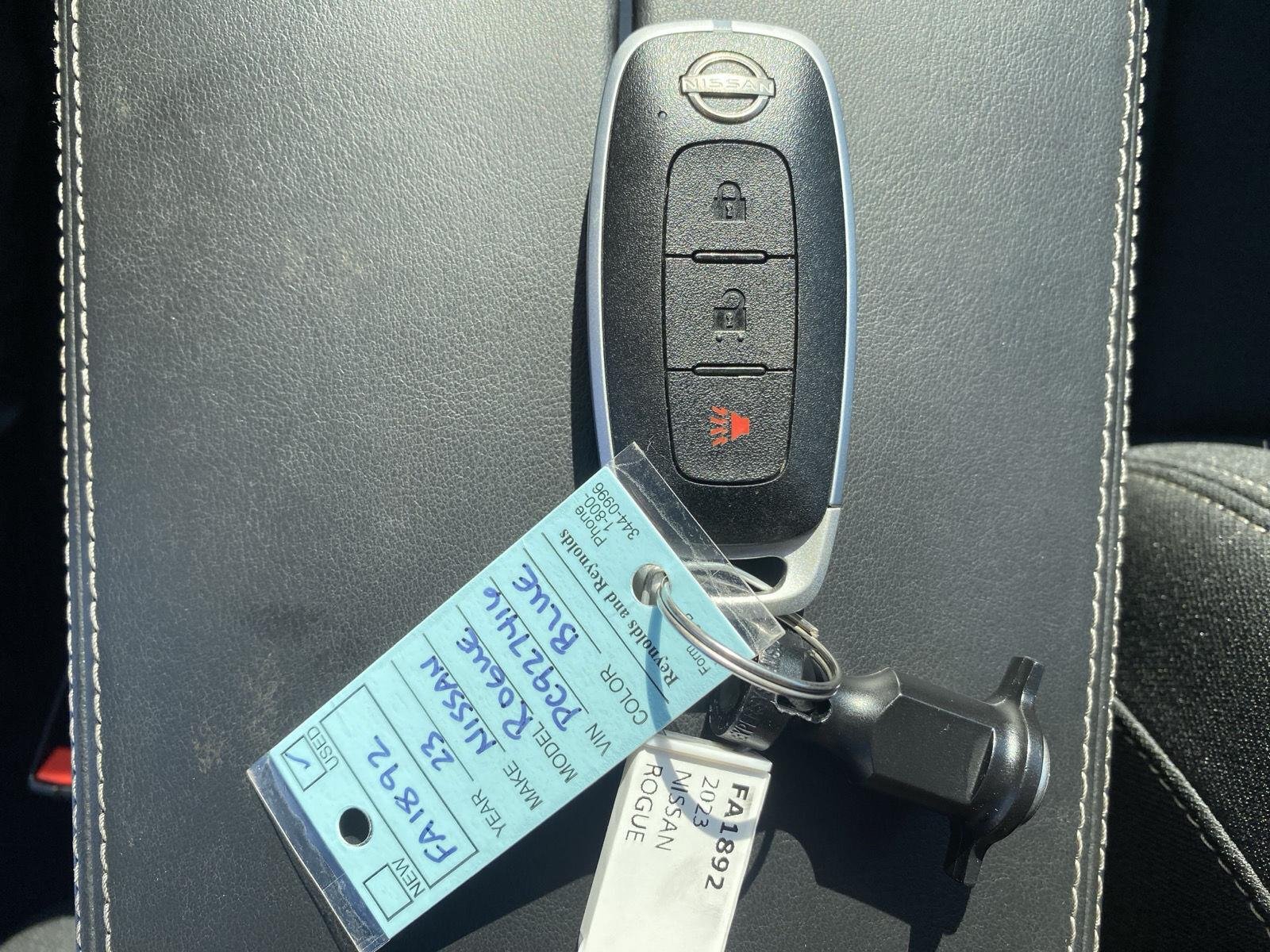 Used 2023 Nissan Rogue S AWD/4WD image 22
