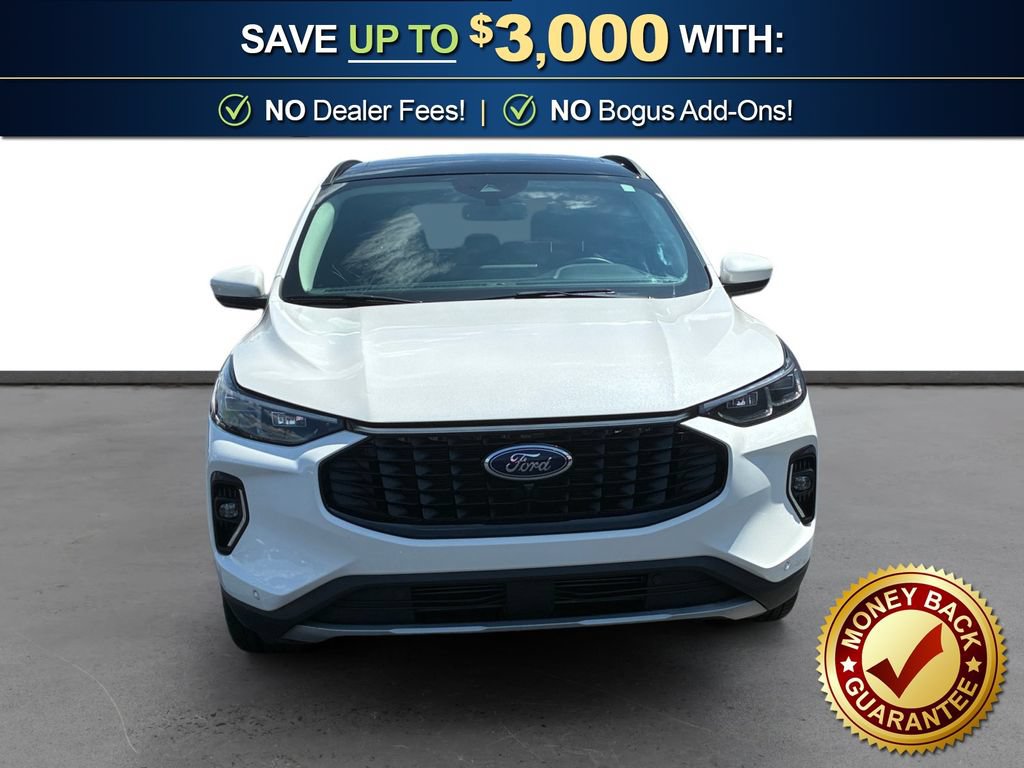 Certified 2023 Ford Escape Platinum w/ Class II Trailer Tow Package AWD/4WD image 11