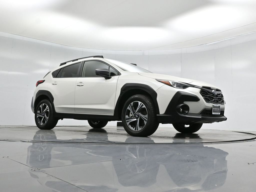 Used 2024 Subaru Crosstrek 2.0i Premium image 2