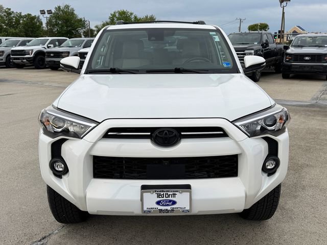 Used 2024 Toyota 4Runner SR5 Premium w/ Moonroof Package AWD/4WD image 2