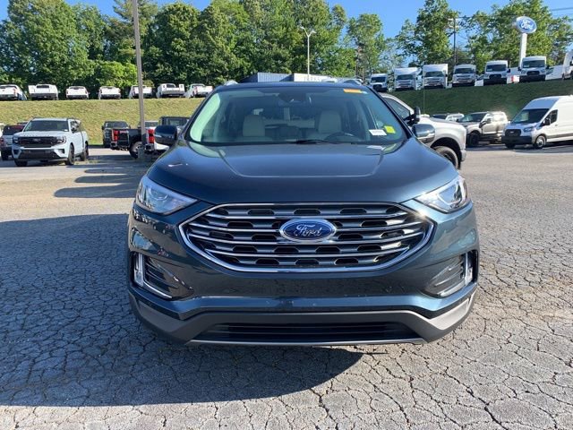 Certified 2023 Ford Edge Titanium AWD/4WD image 3