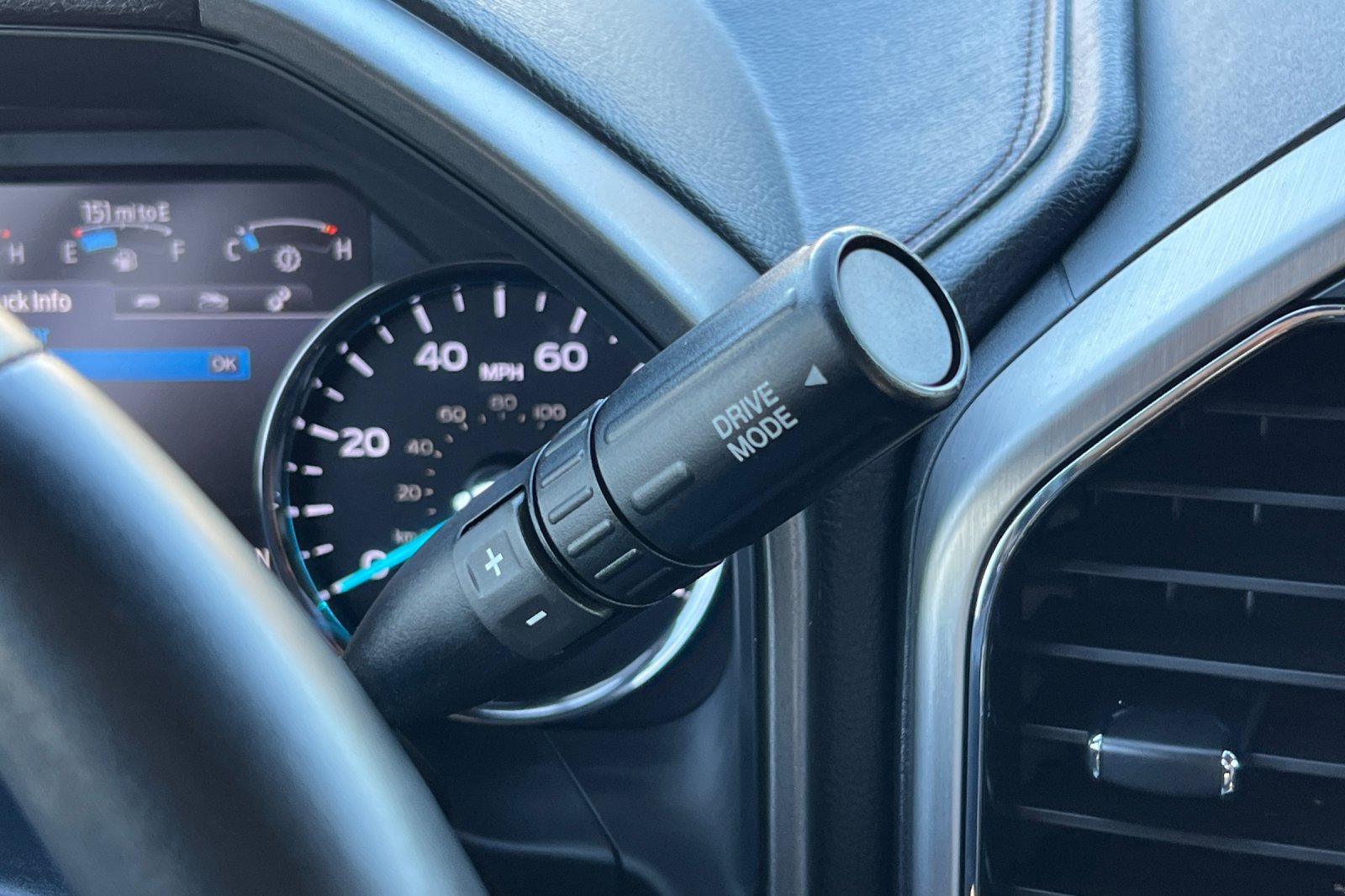Certified 2022 Ford F250 Platinum AWD/4WD image 23