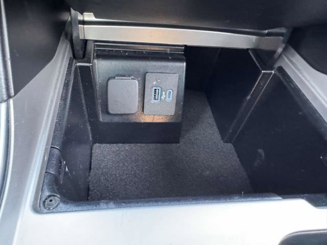 Certified 2022 Ford Explorer Limited w/ Equipment Group 301A image 21