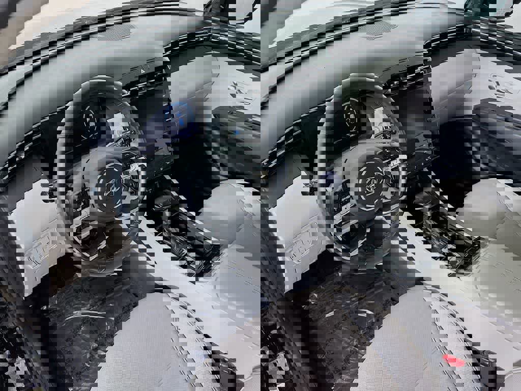 Used 2023 Hyundai Tucson SEL w/ Convenience Package image 9