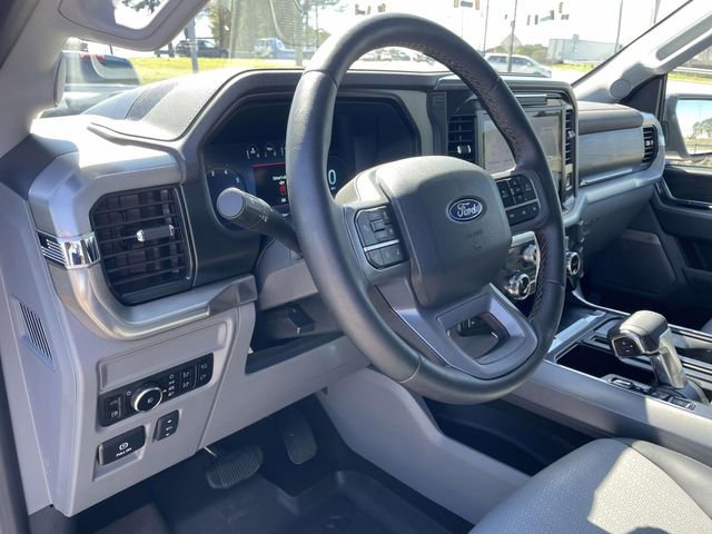 Certified 2025 Ford F150 Lariat w/ Equipment Group 502A High image 18