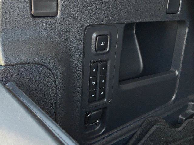 Certified 2025 Ford Expedition Active AWD/4WD image 19