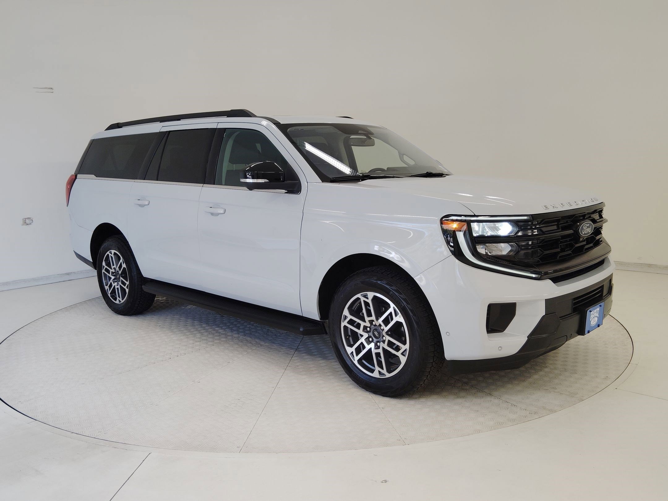 Certified 2025 Ford Expedition Max Active image 7