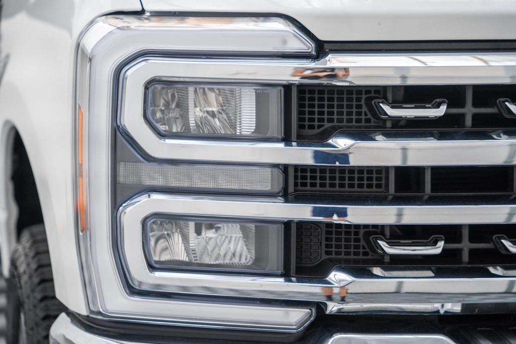 Certified 2024 Ford F250 Lariat w/ Lariat Ultimate Package AWD/4WD image 13
