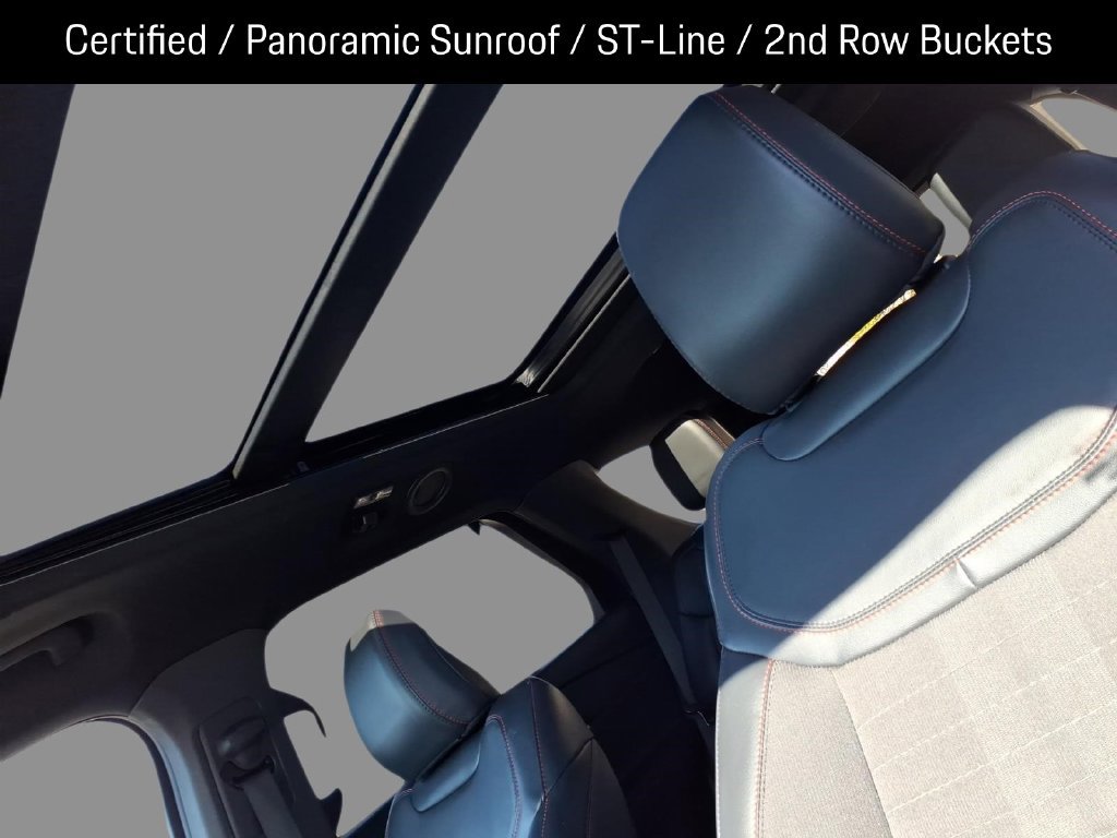 Certified 2025 Ford Explorer ST-Line AWD/4WD image 3
