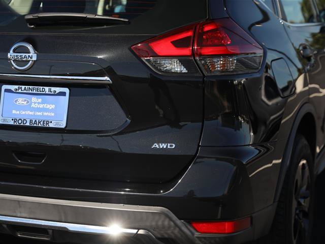 Used 2020 Nissan Rogue S AWD/4WD image 11
