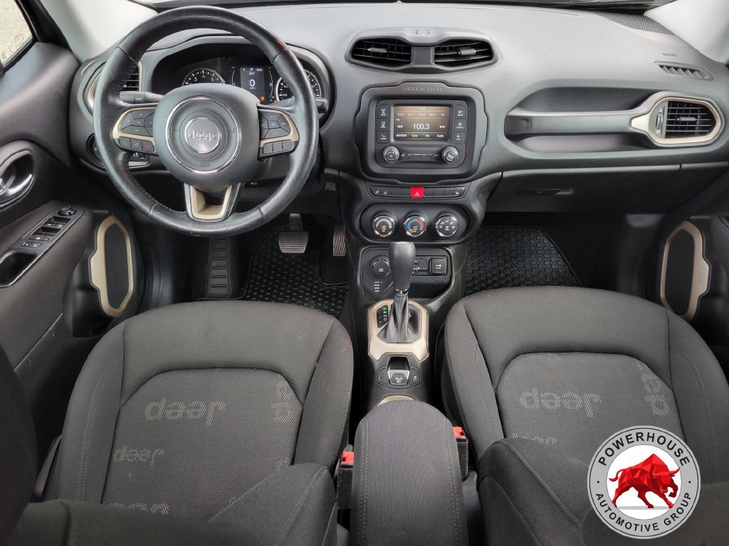 Used 2017 Jeep Renegade Latitude w/ Cold Weather Group AWD/4WD image 18