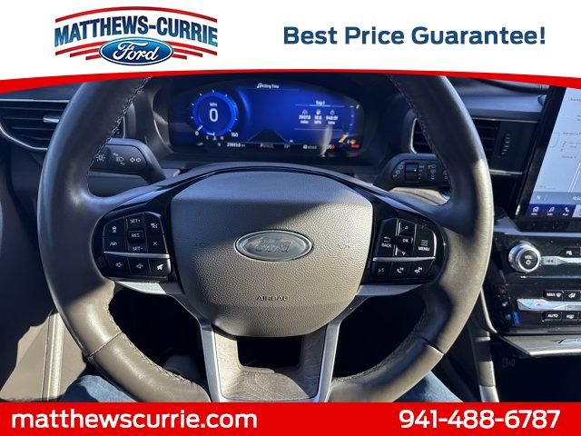 Certified 2023 Ford Explorer Platinum w/ Technology Package image 18