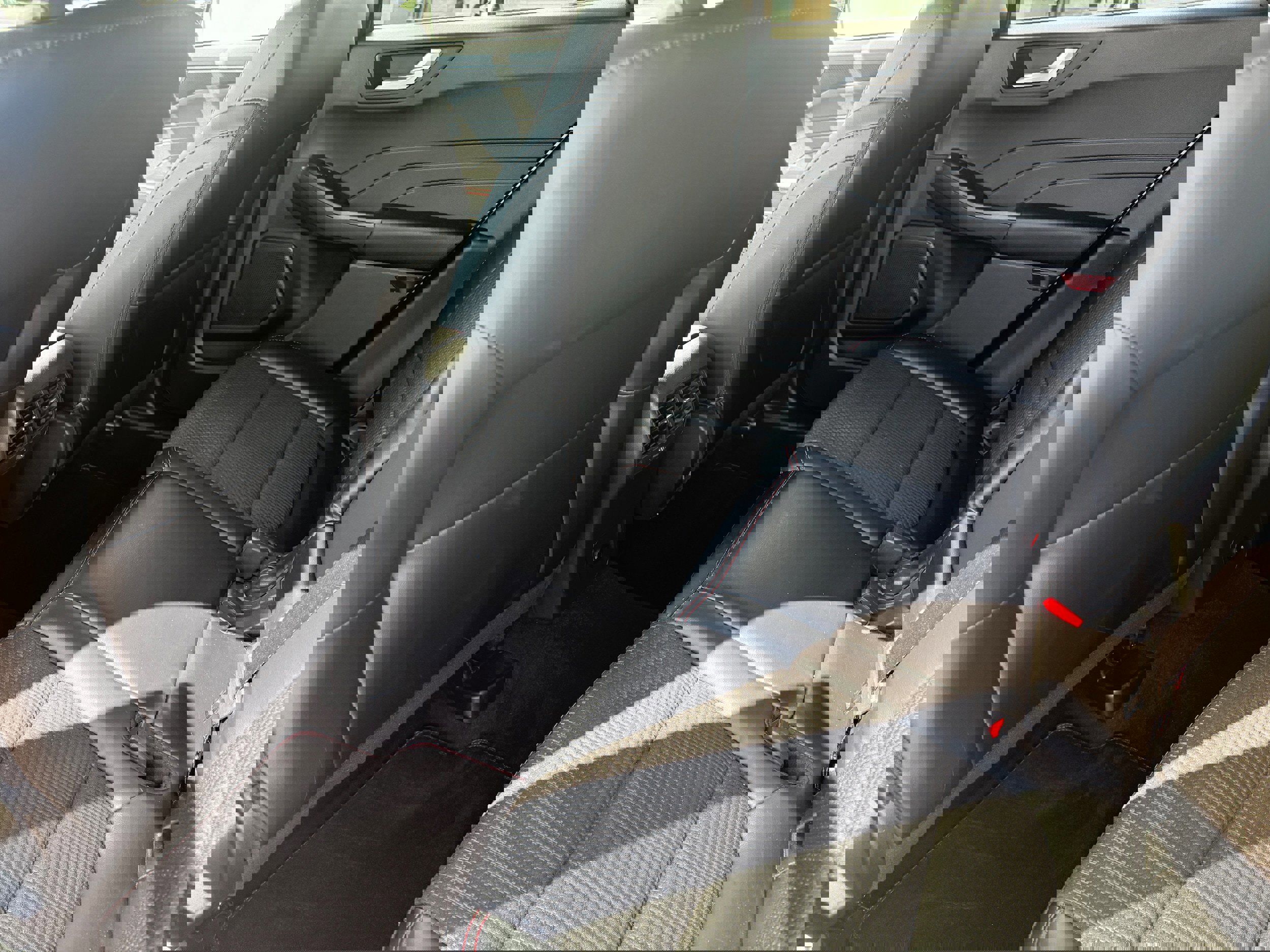 Certified 2023 Ford Escape ST-Line Select w/ Class II Trailer Tow Package image 12