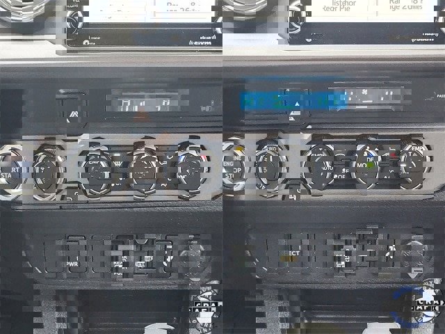 Used 2023 Toyota Tacoma TRD Sport image 17