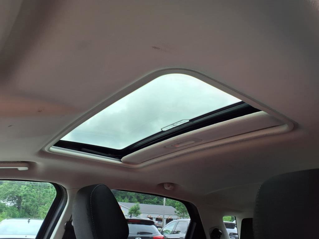 Certified 2020 Ford EcoSport SE w/ SE Convenience Package image 14