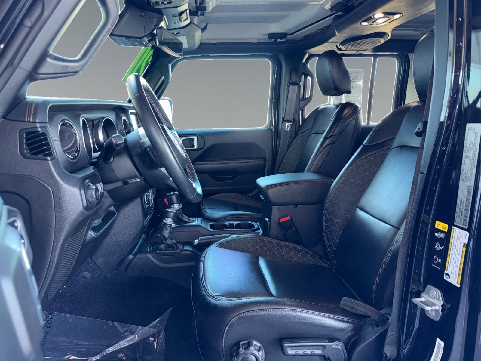 Used 2020 Jeep Wrangler Unlimited Sahara AWD/4WD image 12