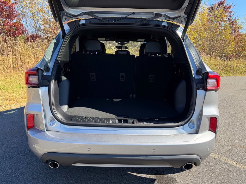 Certified 2023 Ford Escape ST-Line w/ Tech Pack #1 AWD/4WD image 20