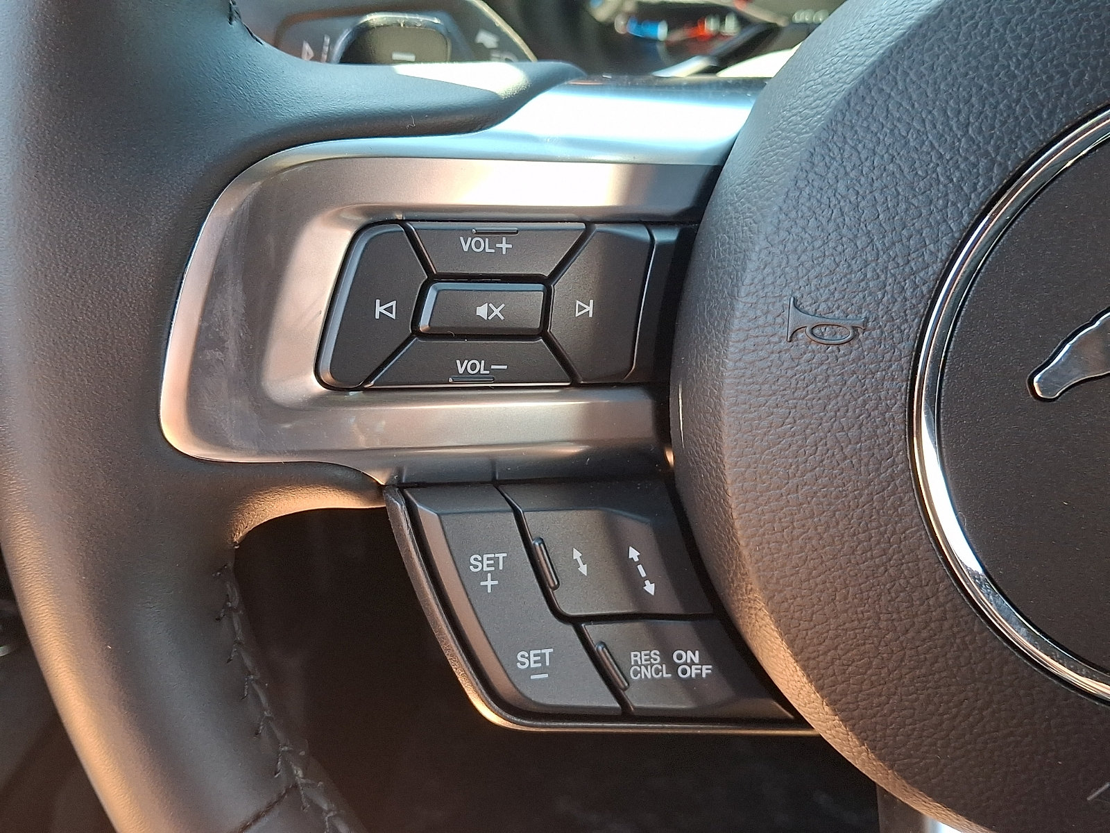 Certified 2020 Ford Mustang Premium w/ 2.3L High Performance Package RWD image 24