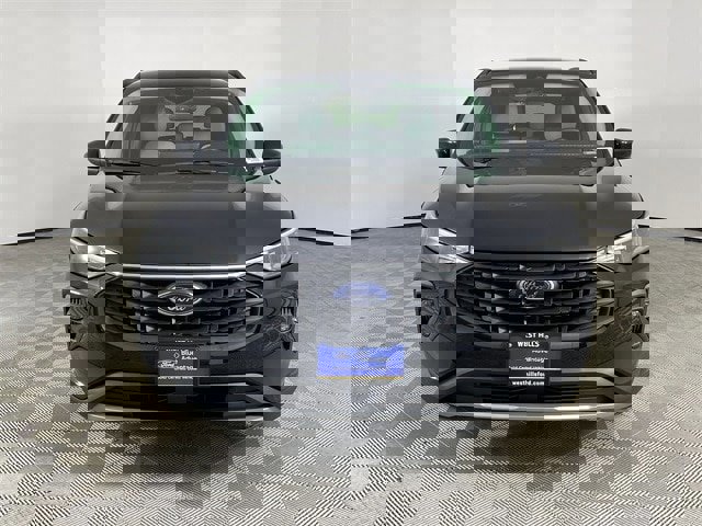 Certified 2024 Ford Escape SE image 6