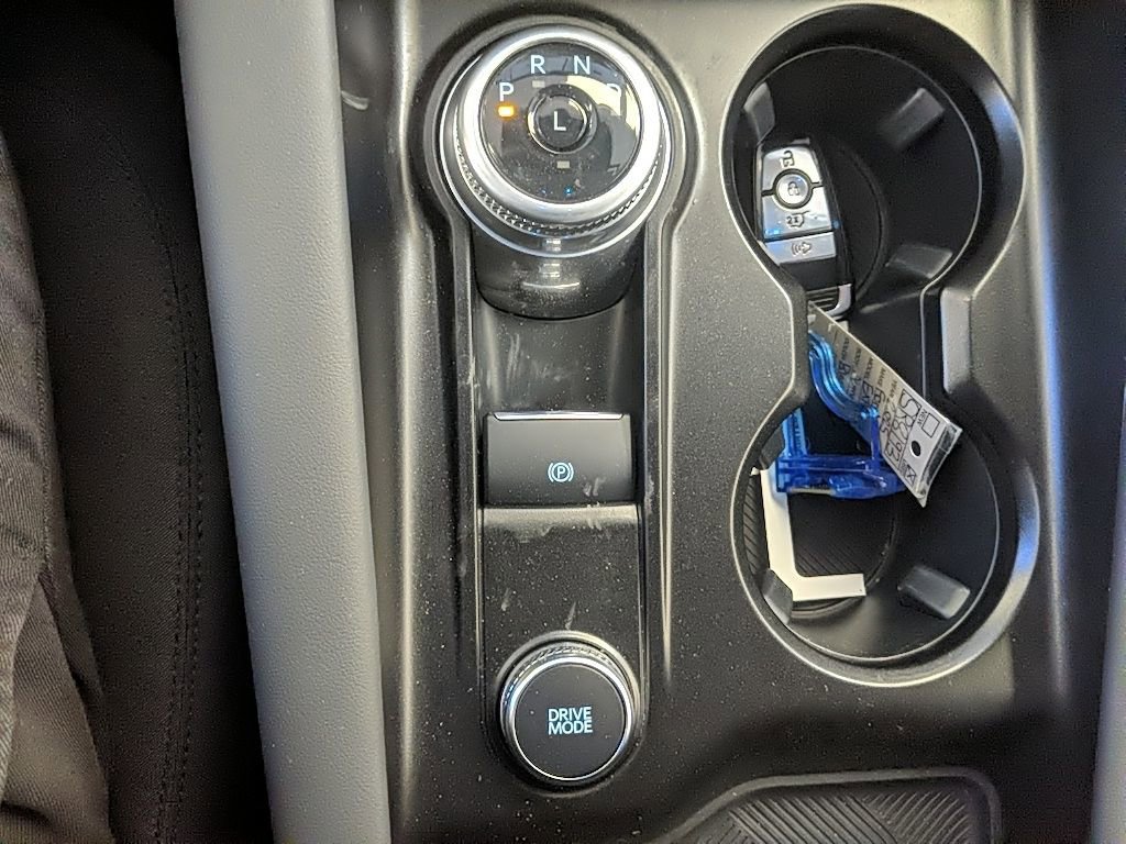 Certified 2025 Ford Explorer Active AWD/4WD image 23