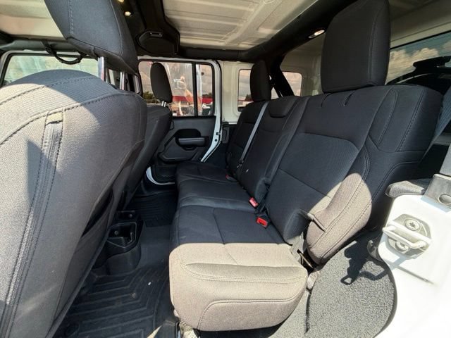 Used 2022 Jeep Wrangler Unlimited Sport AWD/4WD image 16