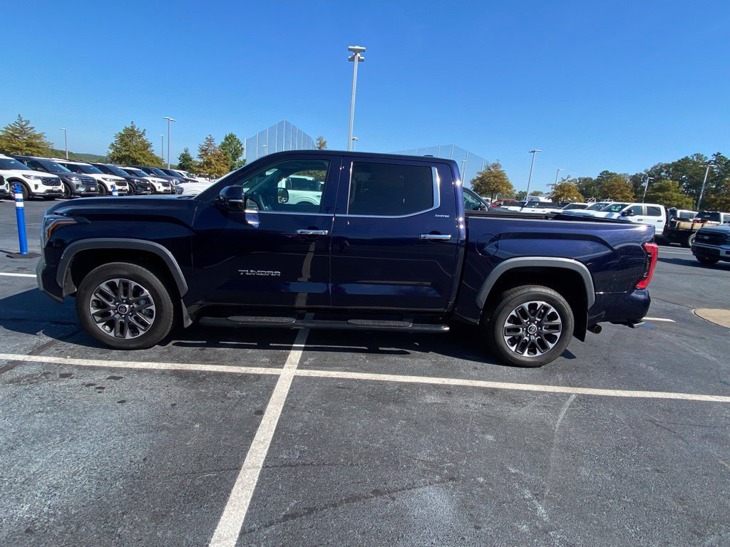 Used 2024 Toyota Tundra Limited AWD/4WD image 4