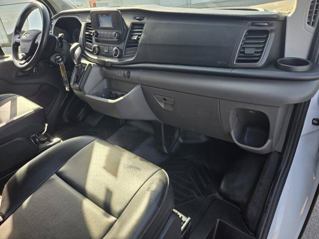 Certified 2023 Ford Transit 150 Low Roof RWD image 17
