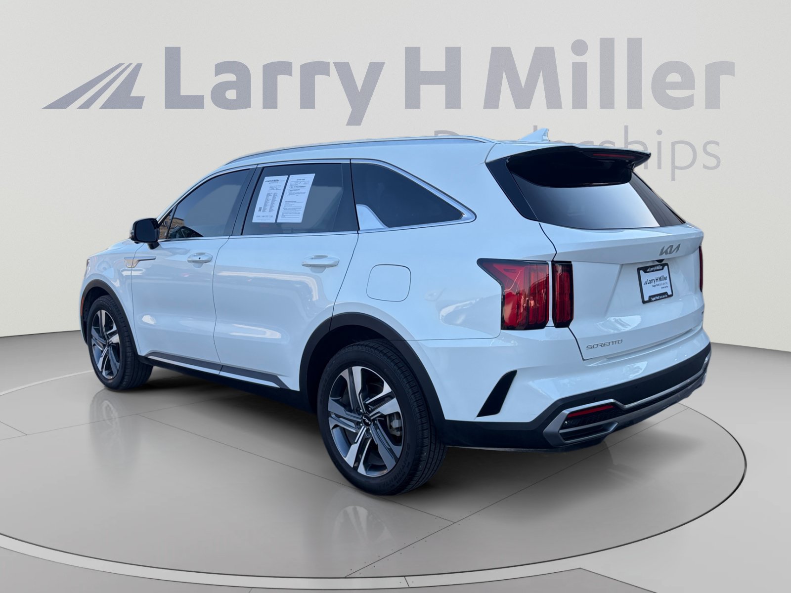 Used 2024 Kia Sorento SX Prestige AWD/4WD image 3