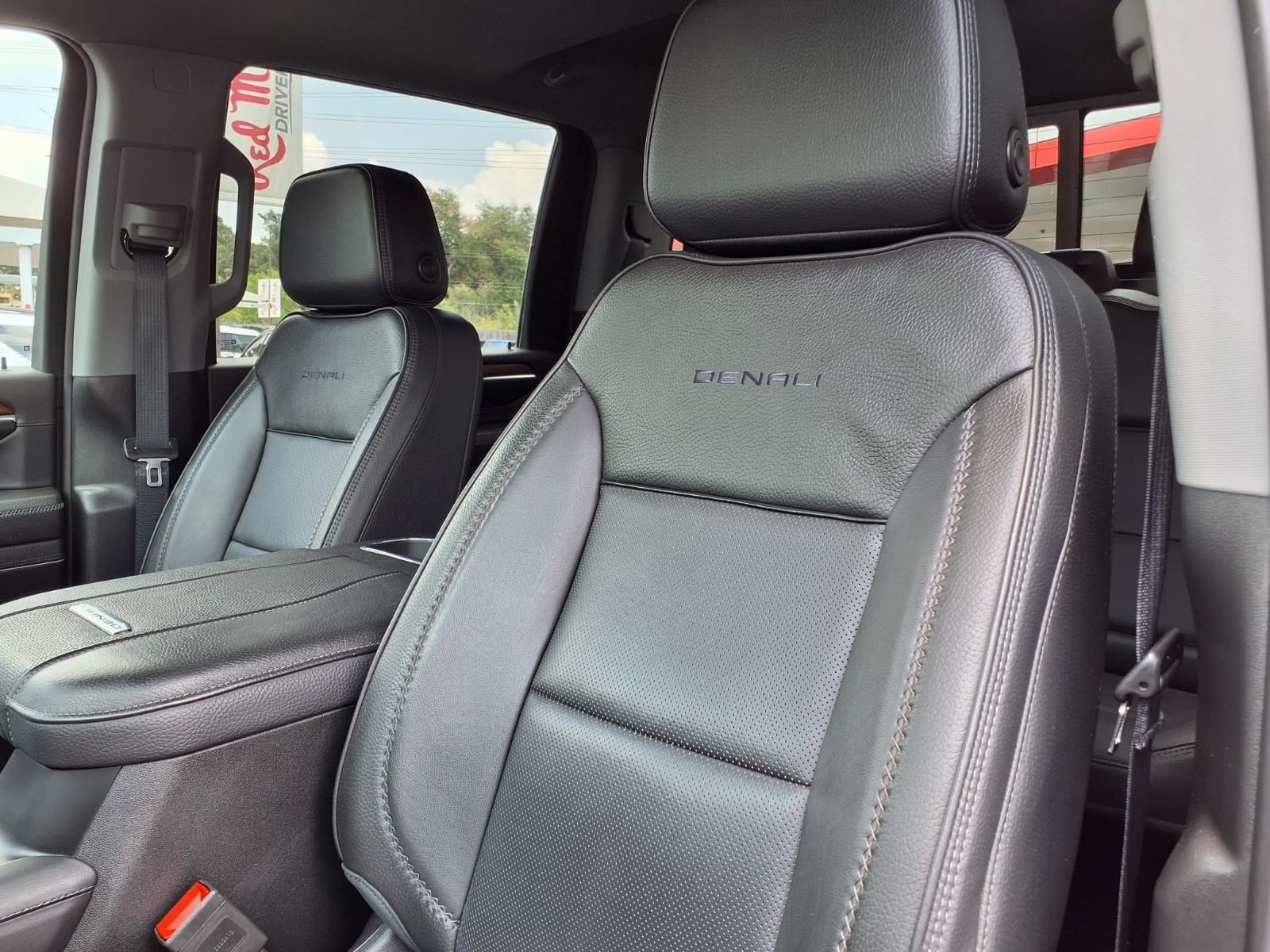 Used 2025 GMC Sierra 2500 Denali w/ Denali Reserve Package AWD/4WD image 15