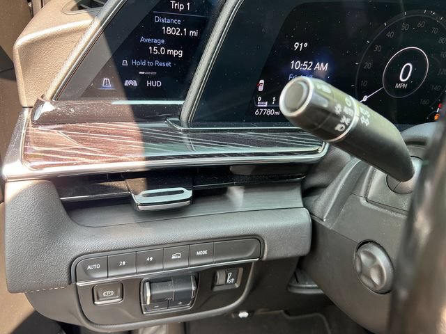 Used 2023 Cadillac Escalade ESV Sport AWD/4WD image 40