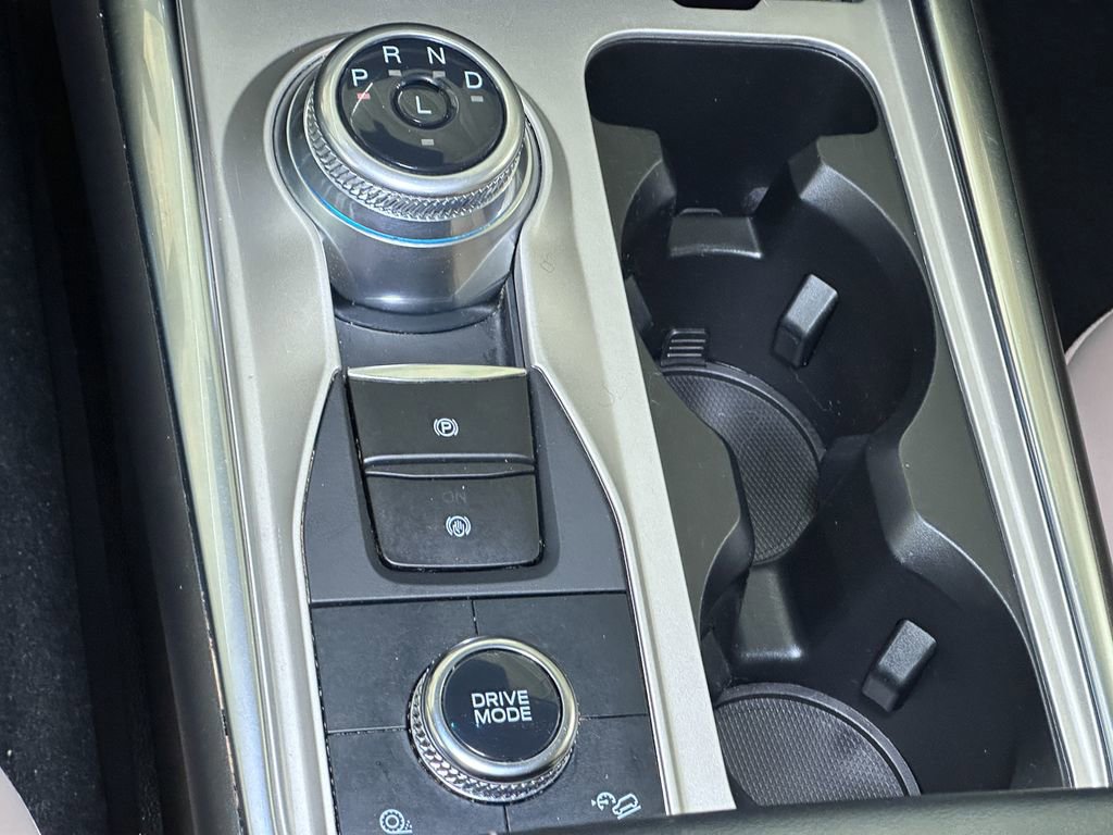 Certified 2022 Ford Explorer XLT w/ Equipment Group 202A image 45