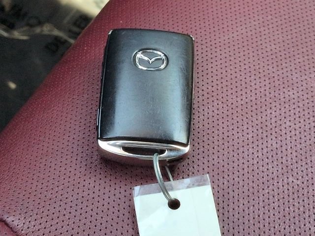 Used 2021 MAZDA MAZDA3 s FWD image 27