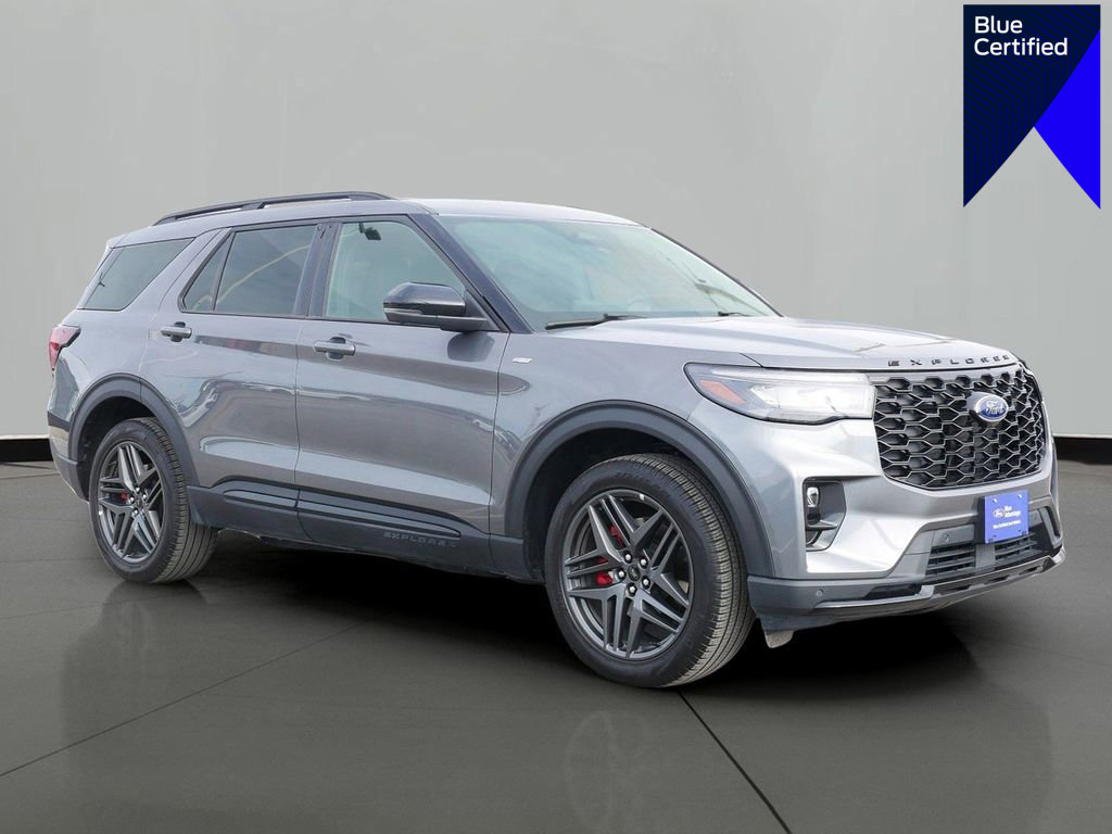 Certified 2025 Ford Explorer ST-Line w/ ST-Line Street Pack