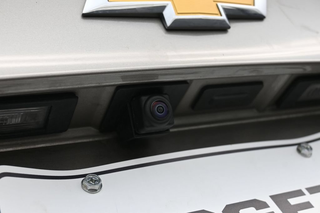Used 2025 Chevrolet Malibu LT FWD image 9
