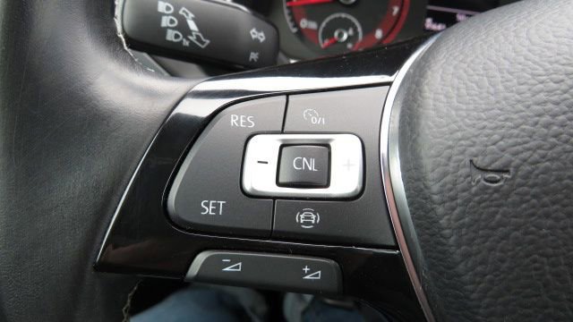 Used 2019 Volkswagen Jetta R-Line image 22