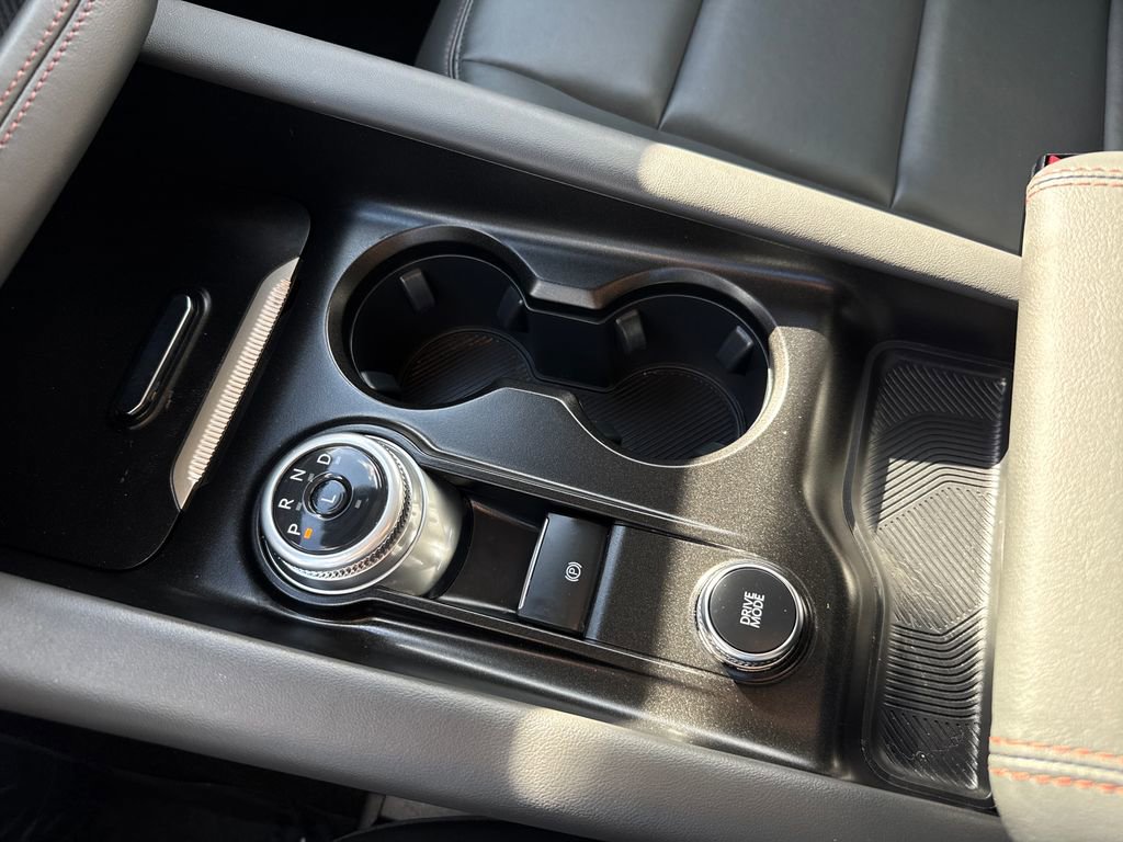 Certified 2025 Ford Explorer Active w/ Active Comfort Package image 23