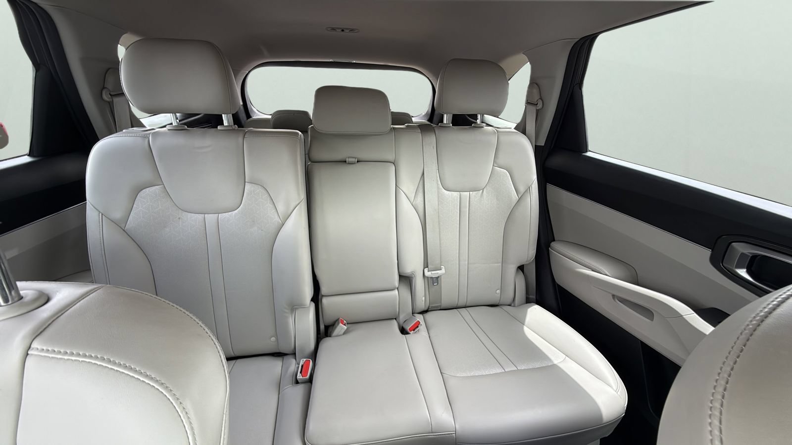 Used 2021 Kia Sorento S FWD image 25