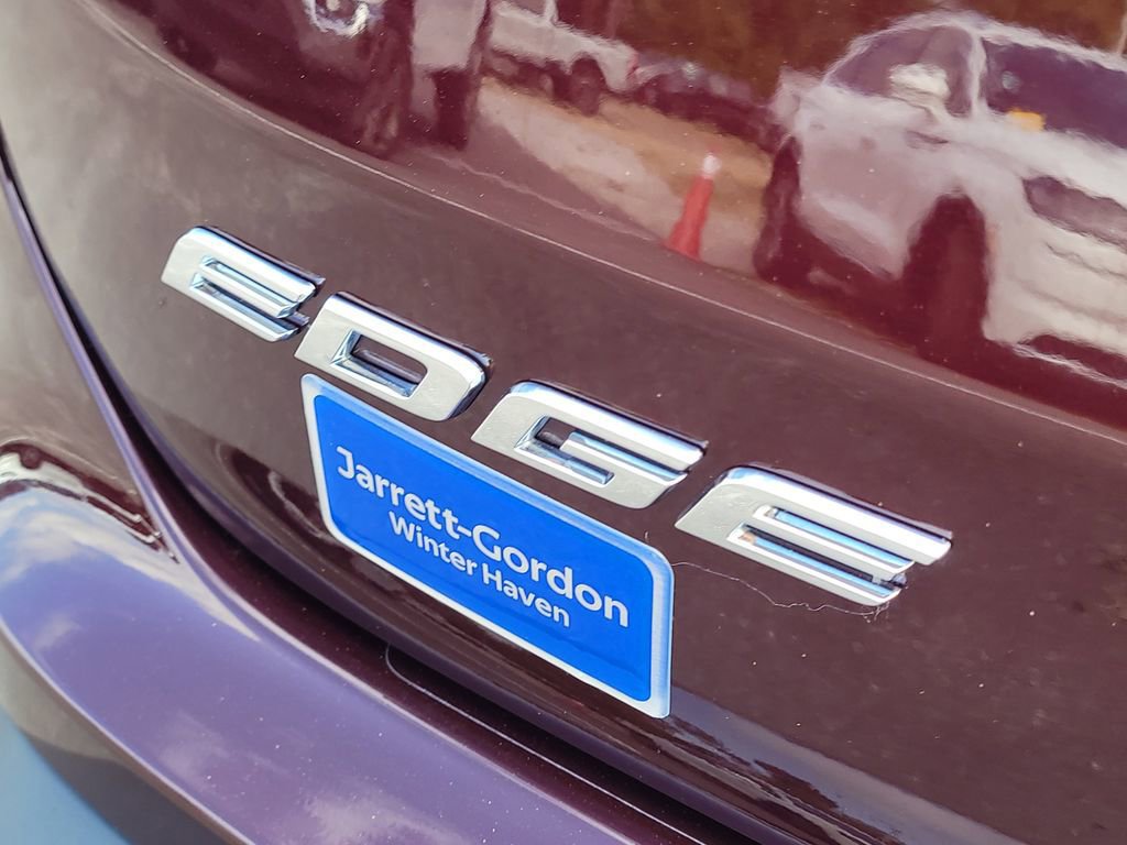 Certified 2019 Ford Edge SEL w/ Equipment Group 201A image 7