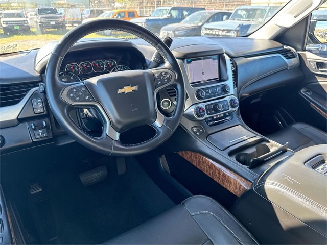 Used 2020 Chevrolet Suburban Premier image 36