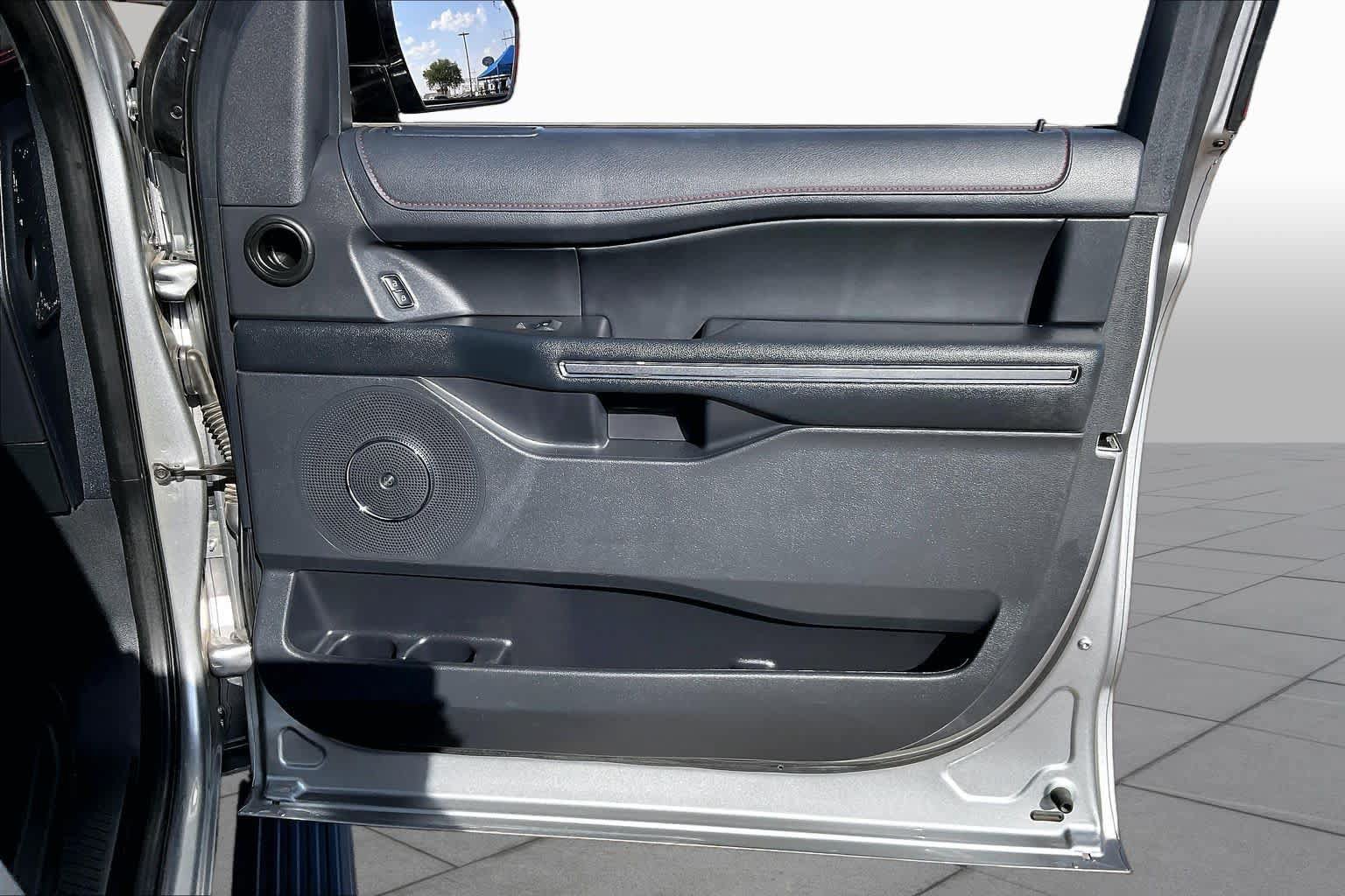 Certified 2024 Ford Expedition Limited AWD/4WD image 22