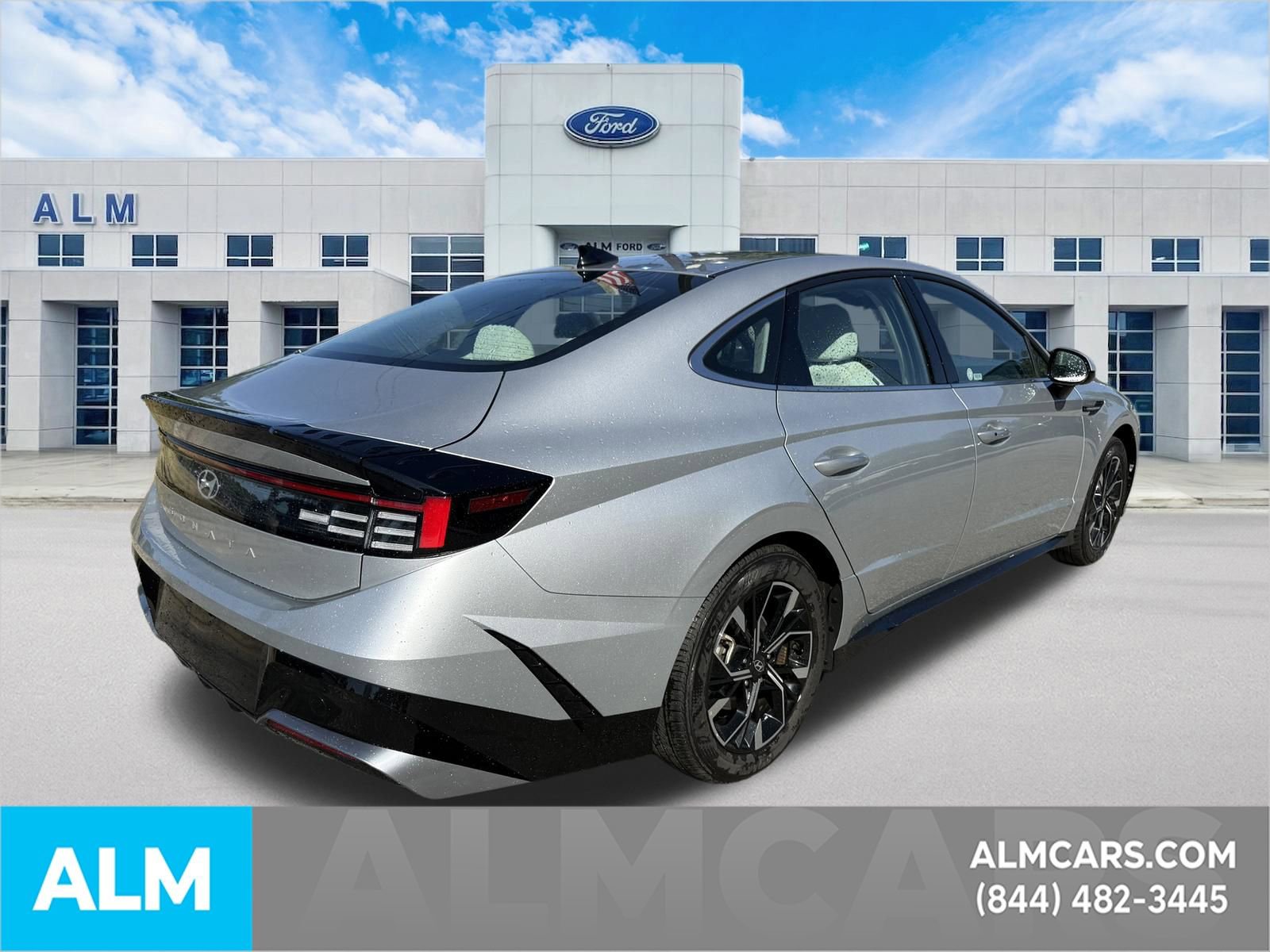 Used 2025 Hyundai Sonata SEL FWD image 5