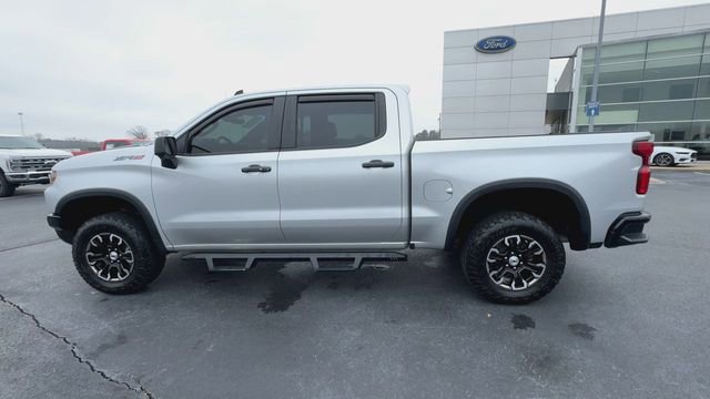 Used 2022 Chevrolet Silverado 1500 ZR2 w/ Technology Package image 3